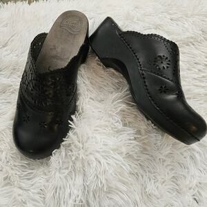 Dansko Black Women's Skylar Floral Laser Cutout Clogs Mules Size 41
